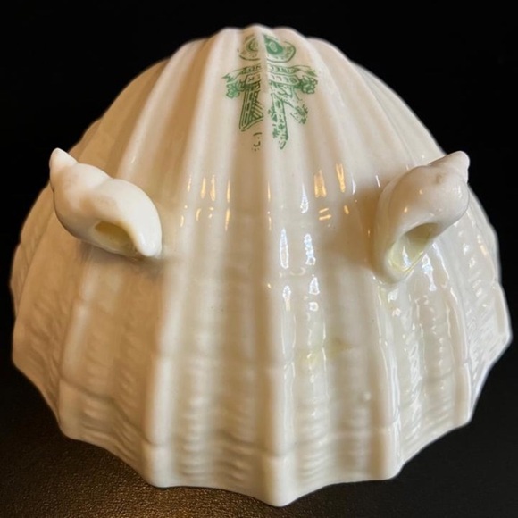 Vintage Belleek Mini Shell Trinket Dish Ireland - Picture 5 of 8